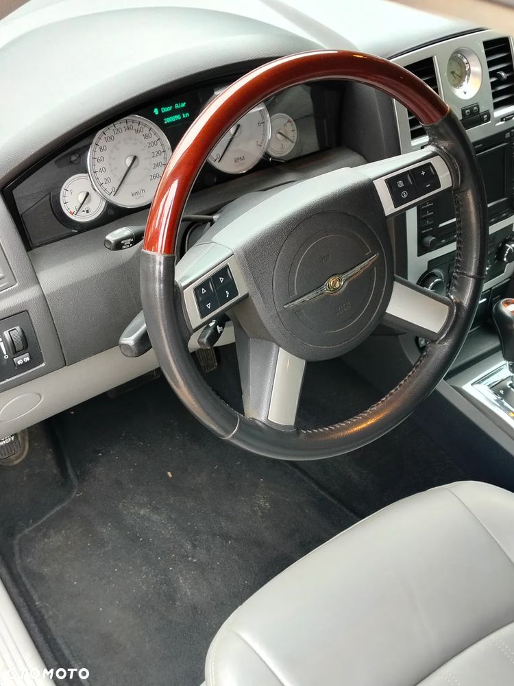 Chrysler 300C 3.0 V6 CRD - 4
