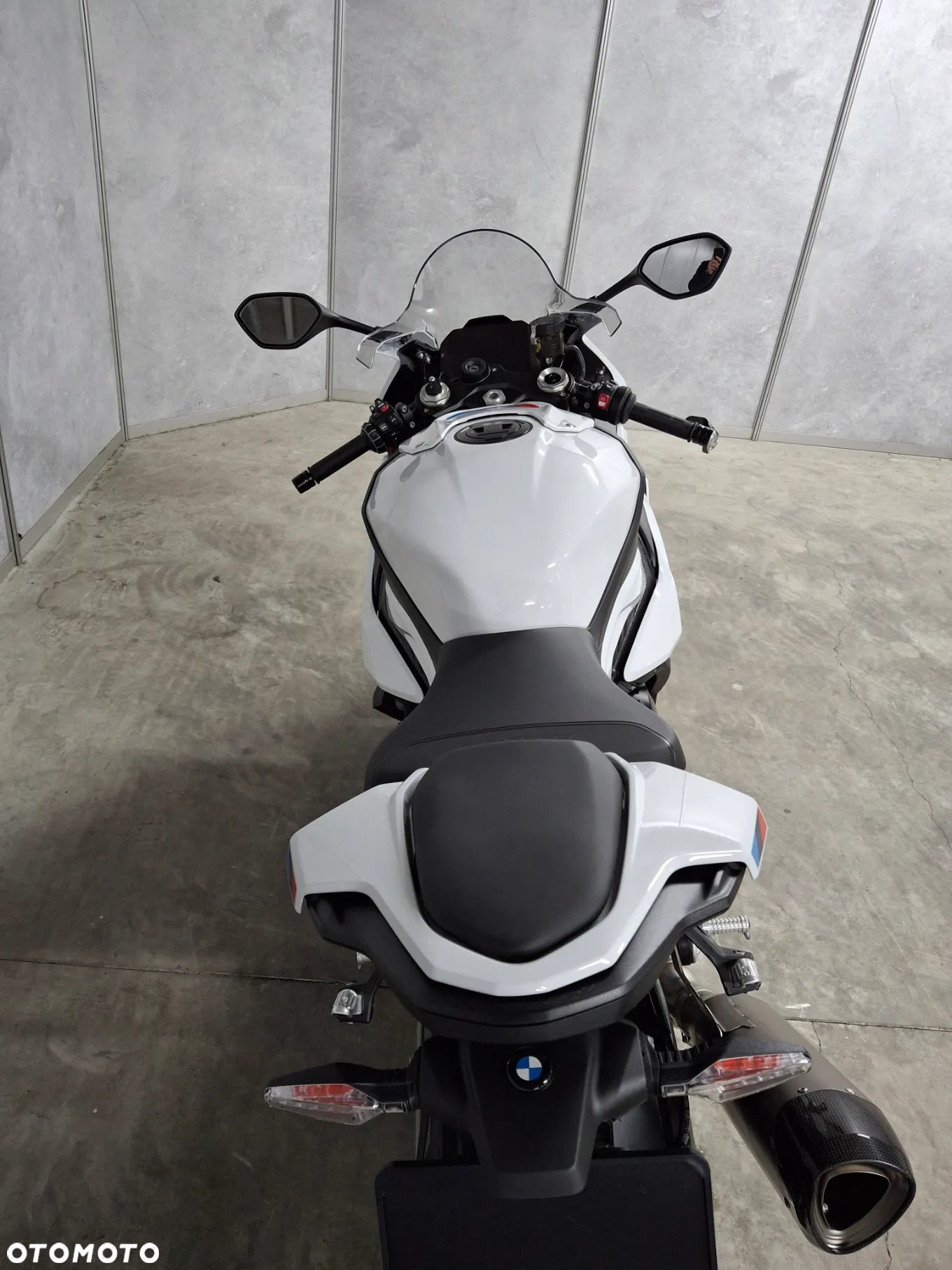 BMW S - 17