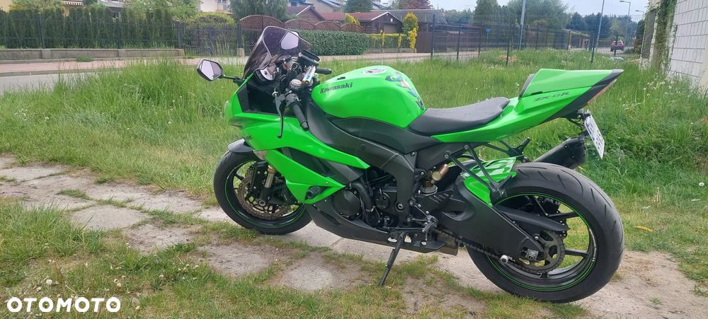 Kawasaki Ninja - 4