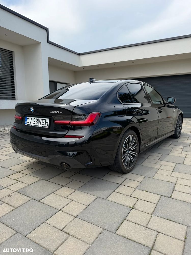 BMW Seria 3 330e AT PHEV - 8