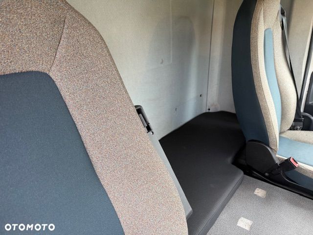 Volvo FL 250 4x2 Skrzynia 18palet / Ładowność 10200kg/Super Stan - 12