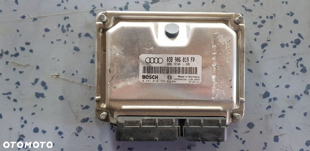 AUDI A4 B6 1.9 TDI STERWNIK SILNIKA 038906019FP - 1