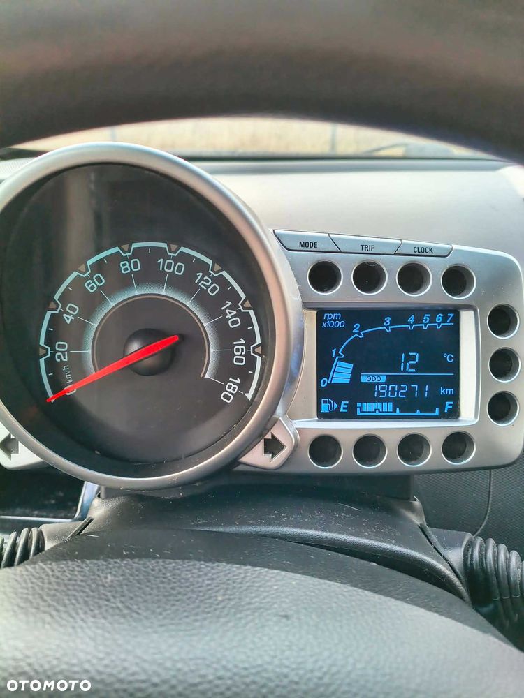Chevrolet Spark - 6