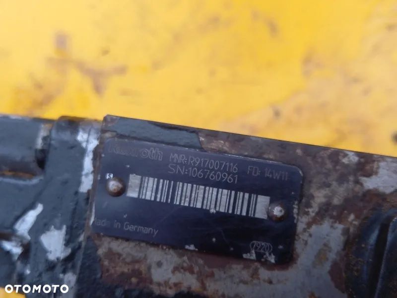 Sekcje hydrauliczne rozdzielacz Deutz Fahr Agrotron 7250 TTV - 4