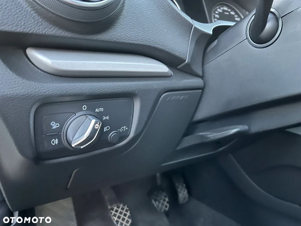 Audi A3 Sportback 35 TFSI - 12