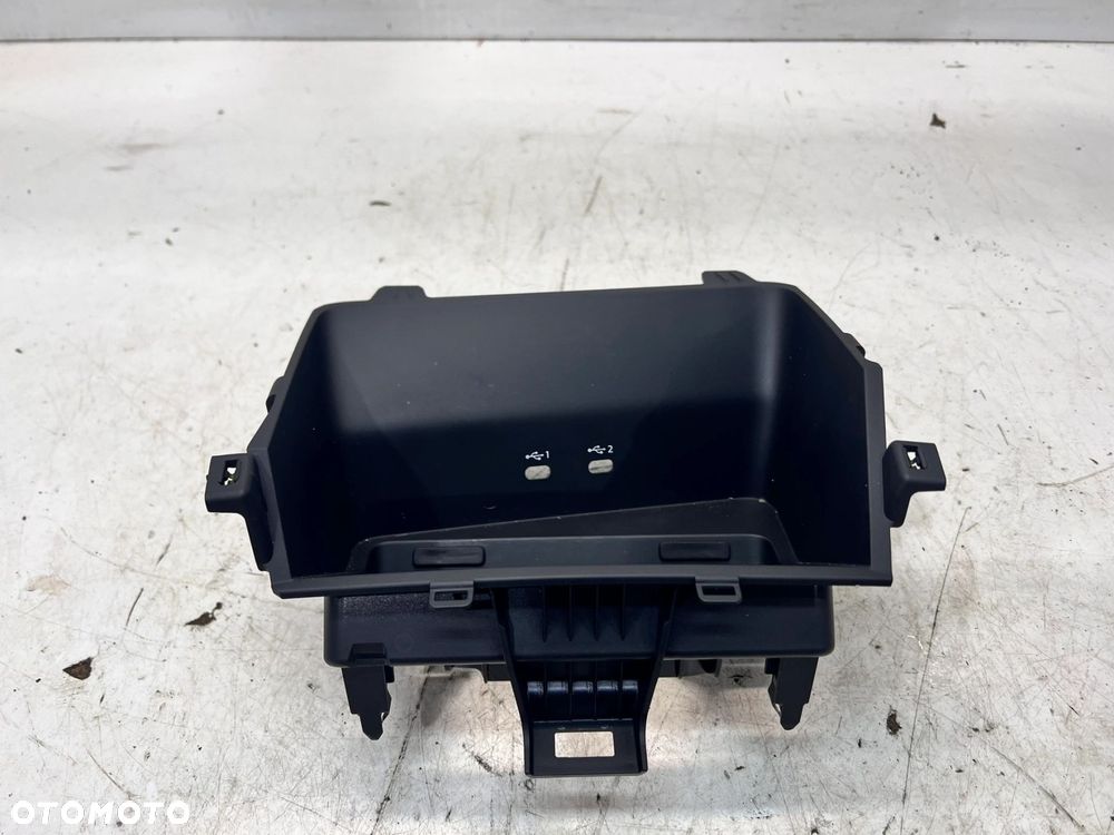 SCHOWEK PÓŁKA KONSOLI AUDI A3 8Y 8Y2864131C - 1