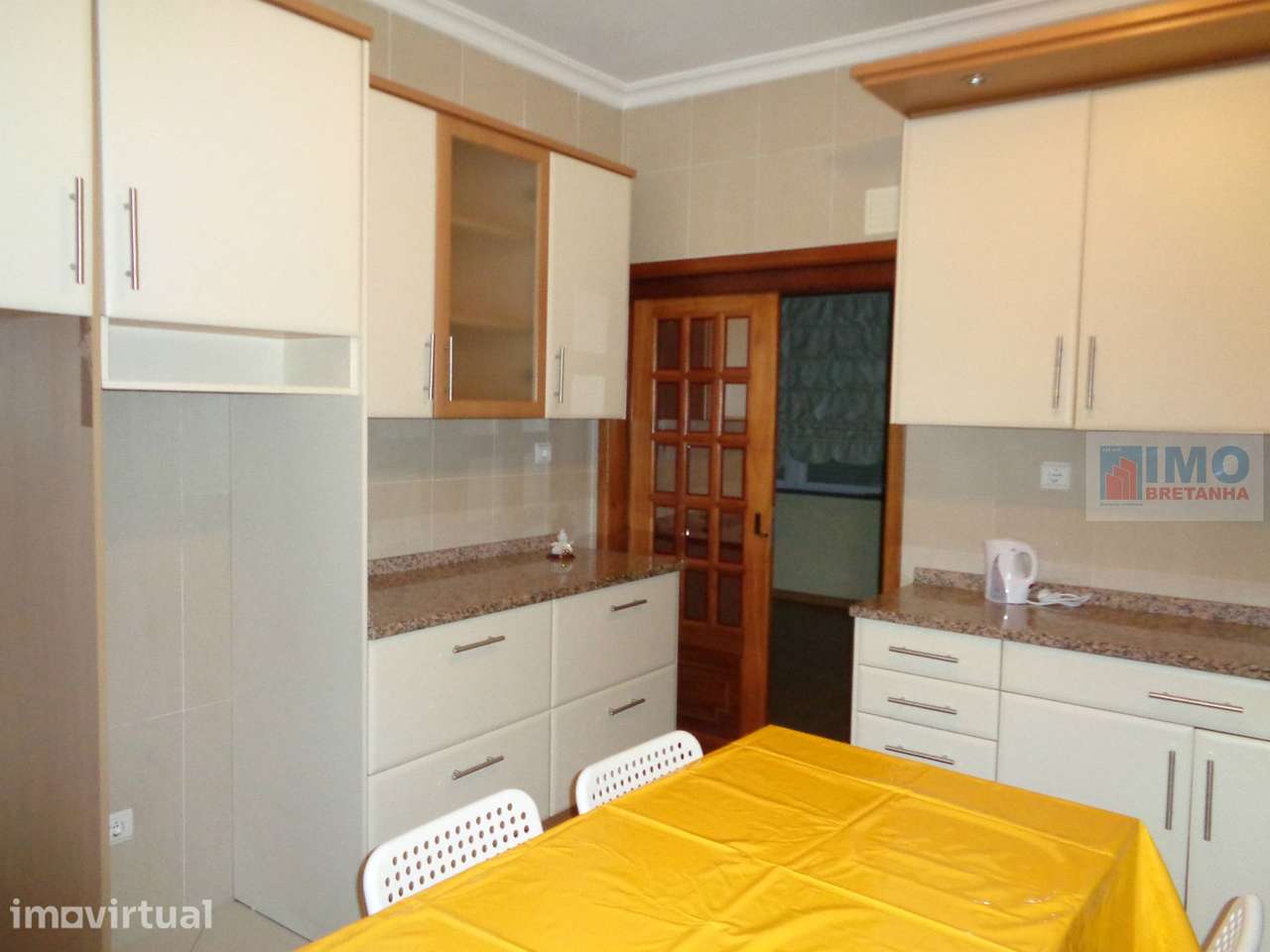 UM QUARTO DISPONÍVEL p/ Rapaz - T4 - Calçada Alta - UBI - Grande imagem: 2/8