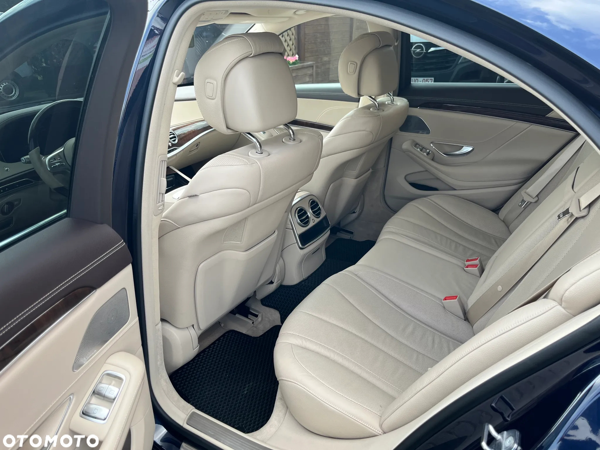 Mercedes-Benz Klasa S 400 d 4-Matic 9G-TRONIC - 12