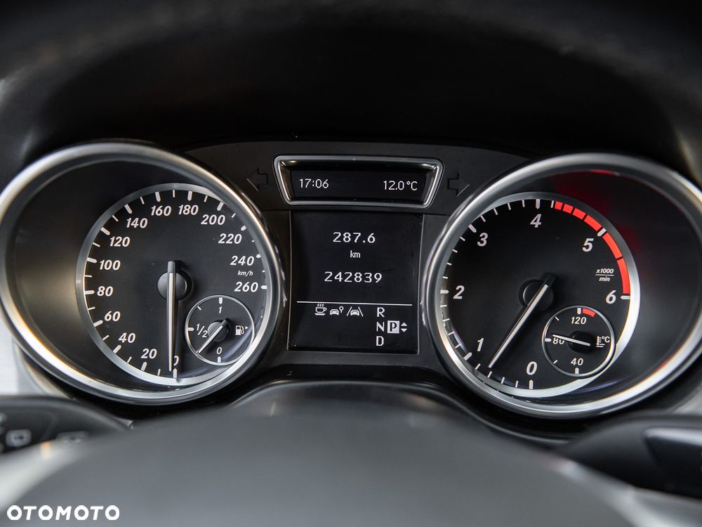 Mercedes-Benz ML 350 BlueTEC 4MATIC 7G-TRONIC - 19