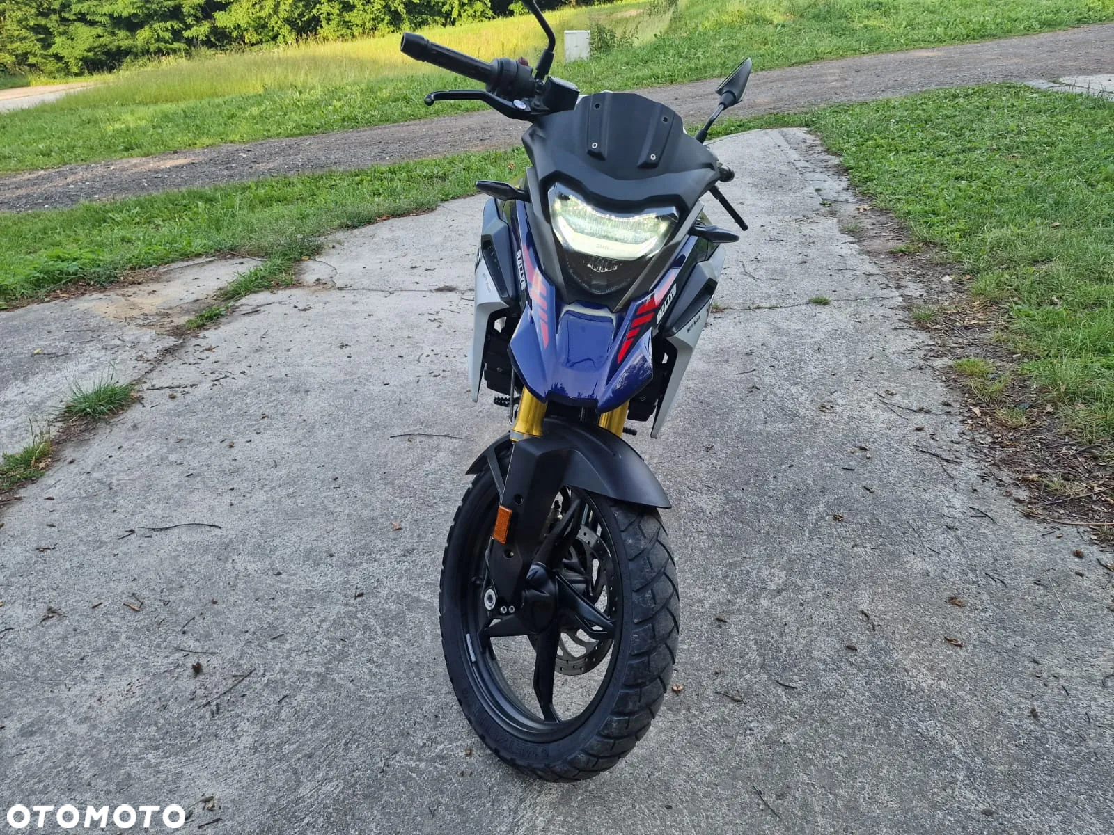 BMW G - 11