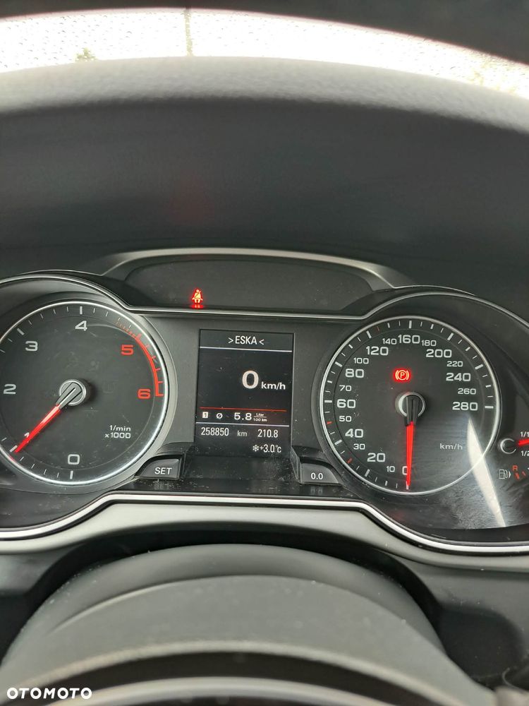 Audi A4 Avant 2.0 TDI ultra - 13
