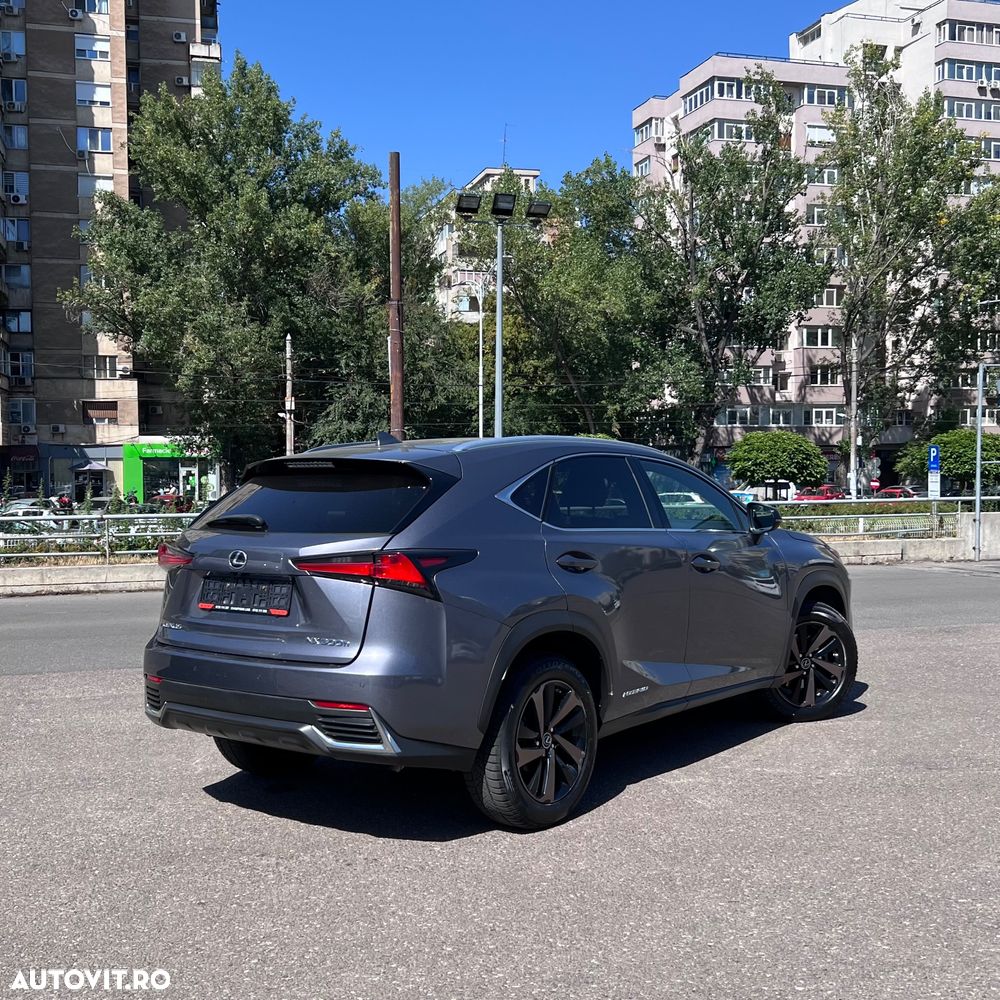 Lexus Seria NX 300h - 4