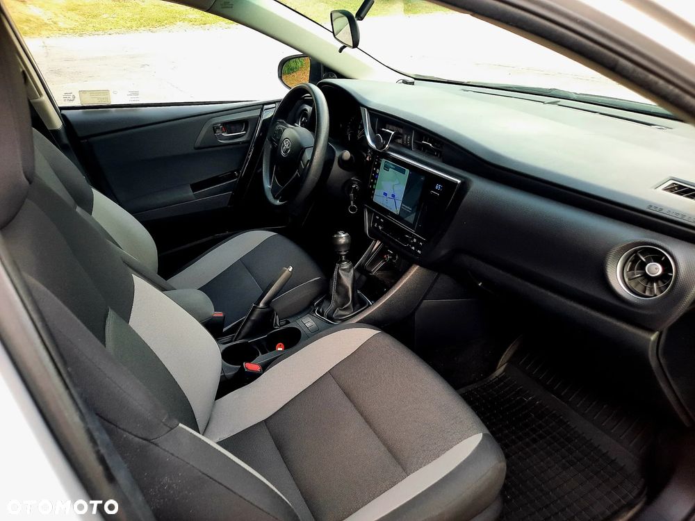 Toyota Auris 1.6 Active - 5