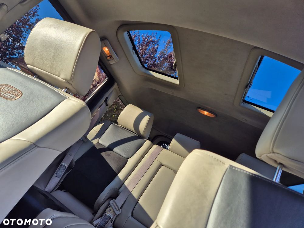 Jeep Commander - 28