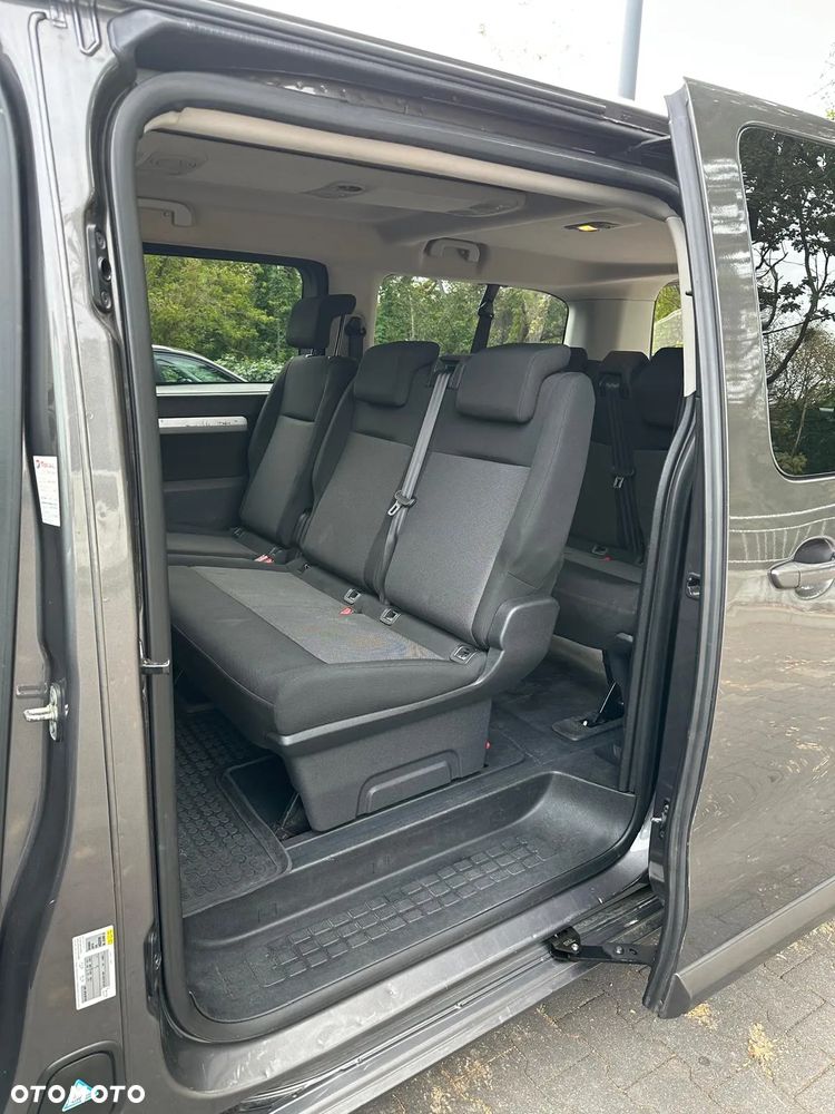 Toyota ProAce Kombi 2.0 D-4D Long 2,8t - 7