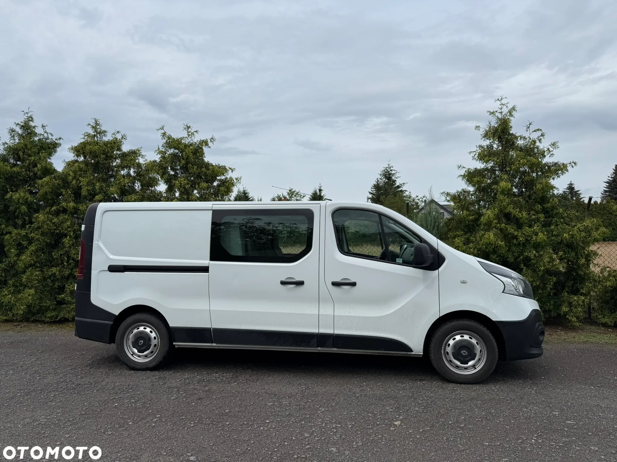 Renault Trafic - 12