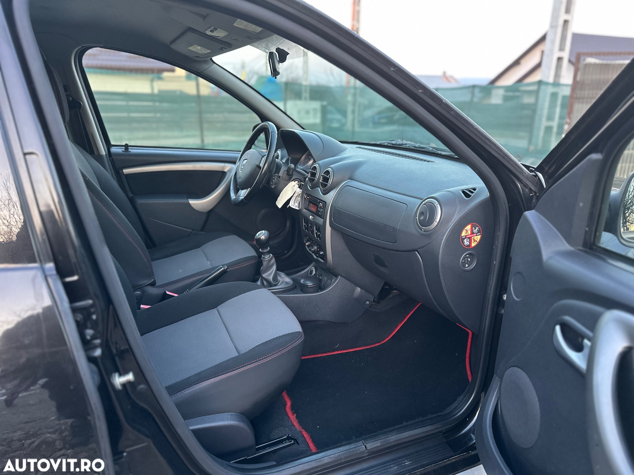 Dacia Duster 1.5 dCi 4x4 Laureate - 13