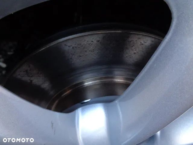 Opel Corsa 1.4 16V 150 Jahre - 18