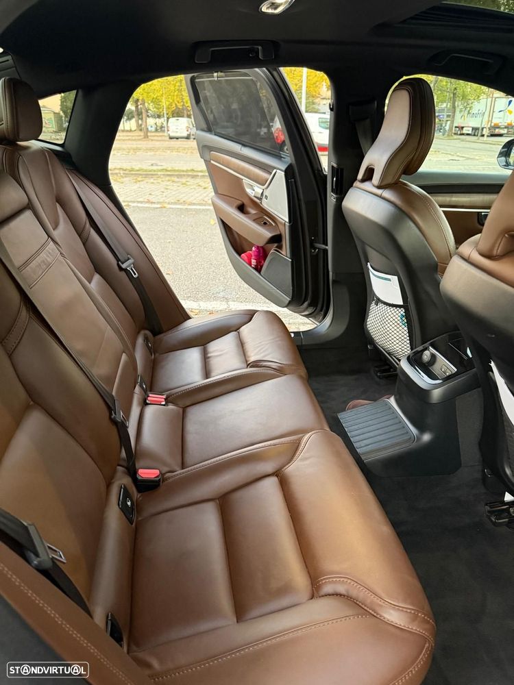 Volvo S90 - 25