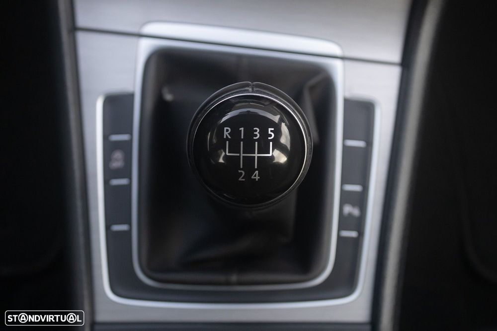 VW Golf 1.6 TDi Trendline - 13