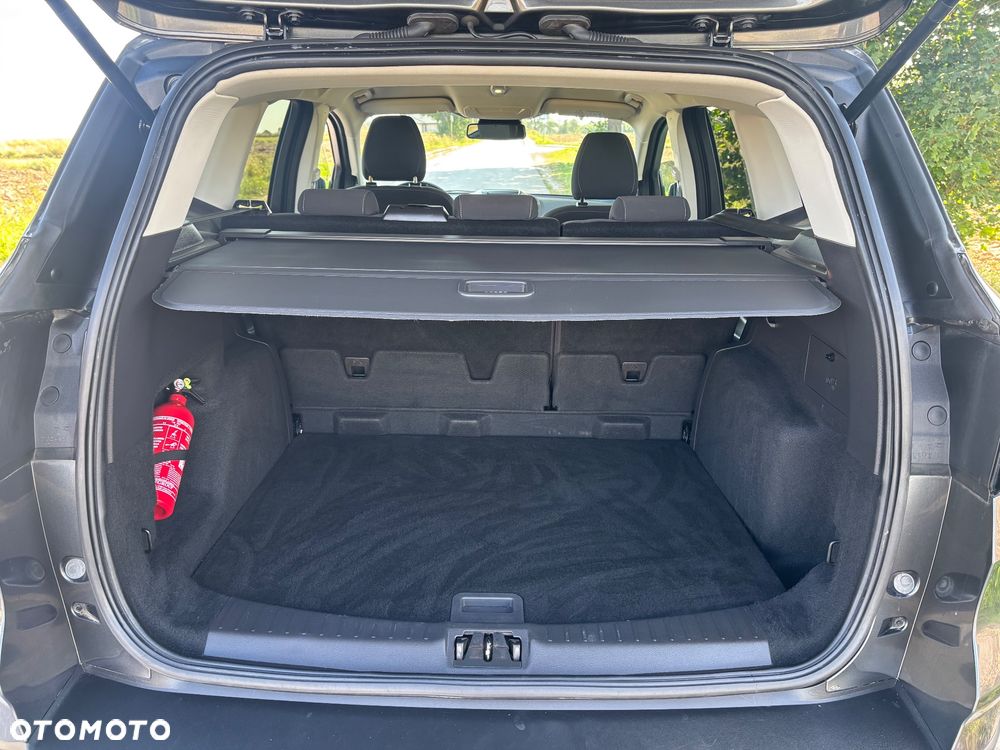 Ford Kuga - 27