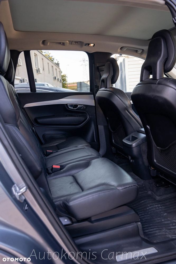 Volvo XC 90 T5 AWD Momentum - 28