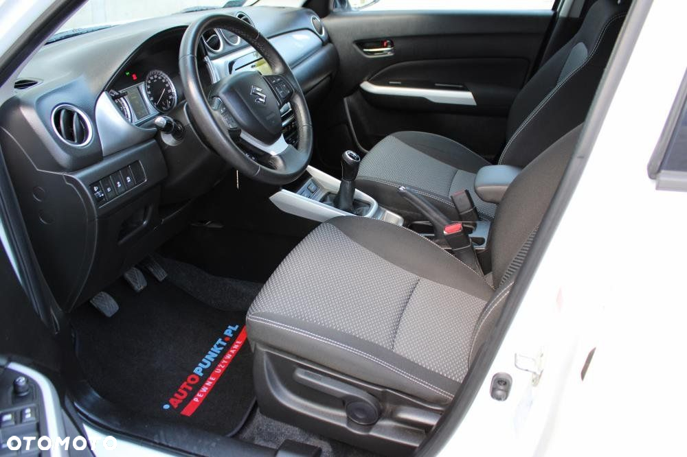 Suzuki Vitara - 10