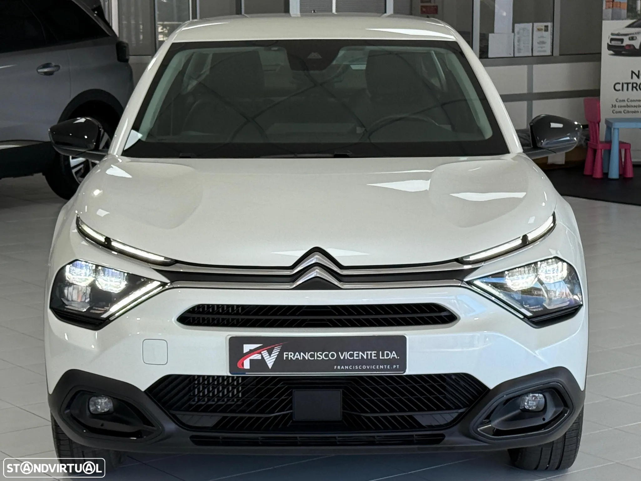 Citroën C4 X 1.2 PureTech Plus EAT8 - 48
