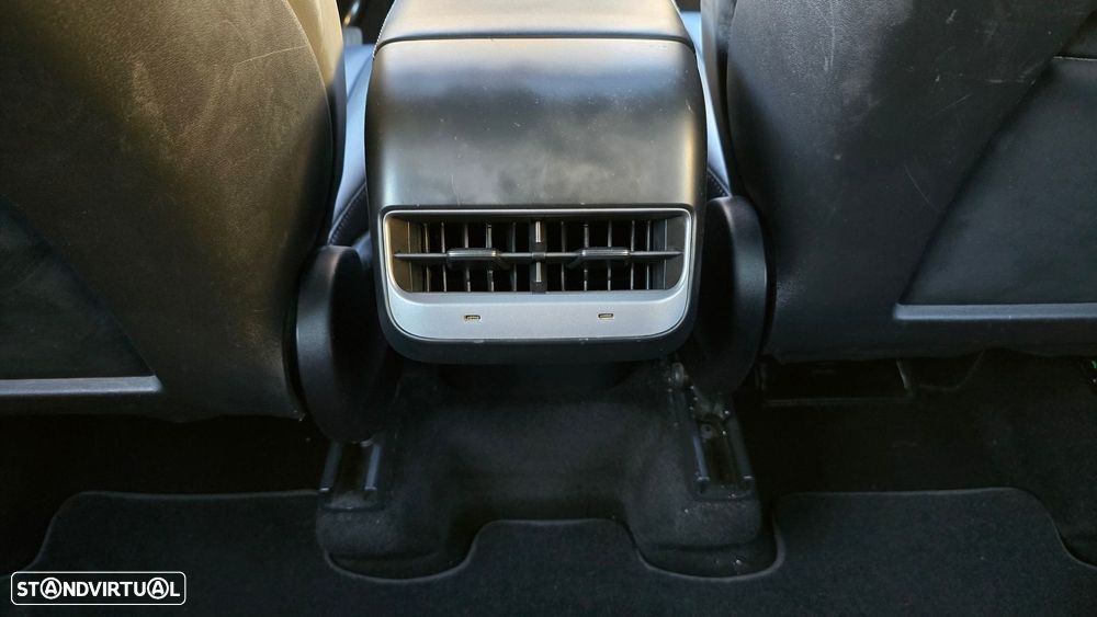 Tesla Model Y Long Range Tração Integral - 58
