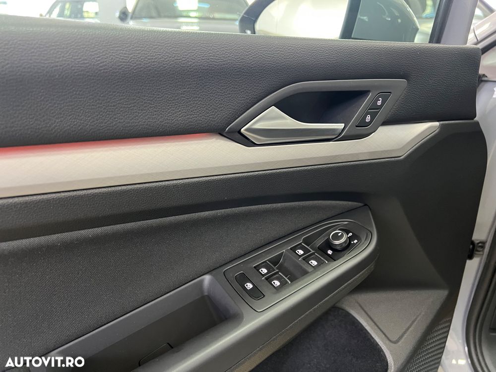 Volkswagen Golf 2.0 TDI SCR Life - 23