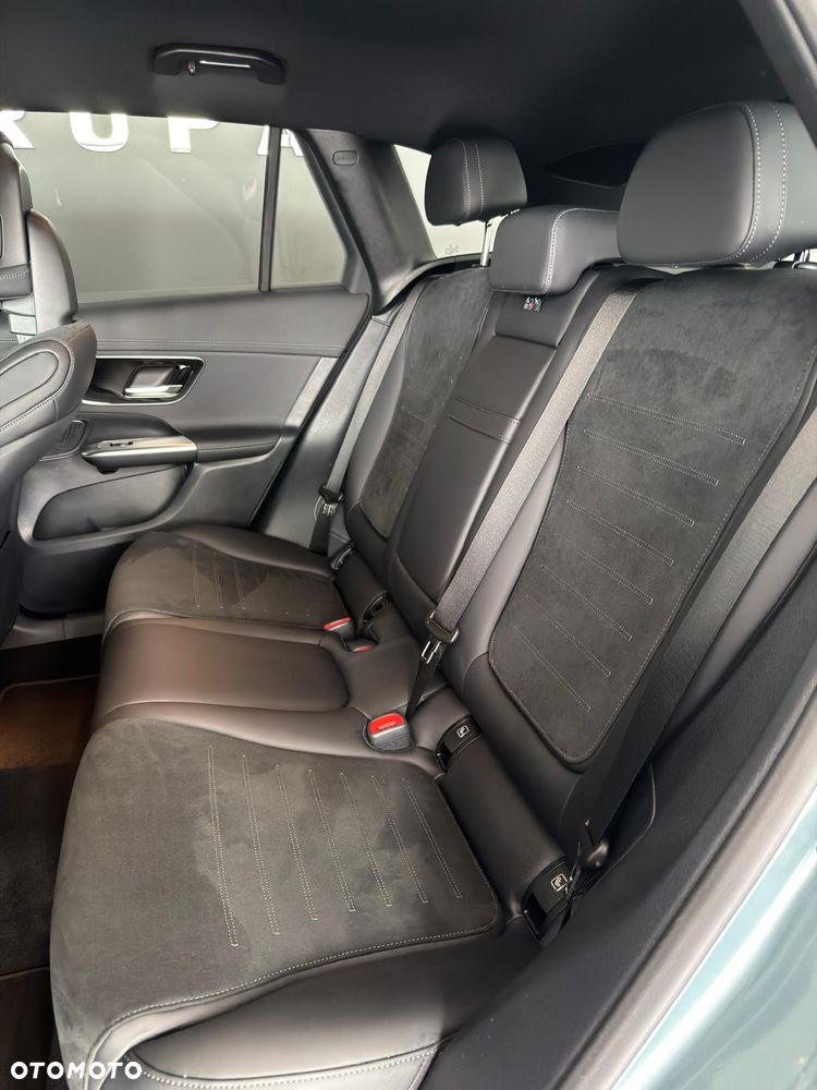Mercedes-Benz GLC 220 d mHEV 4-Matic AMG Line - 12