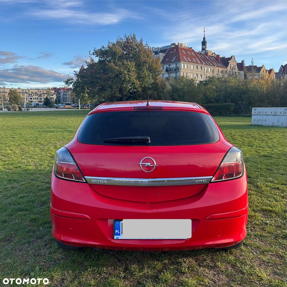 Opel Astra ver-gtc-1-6-edition - 2