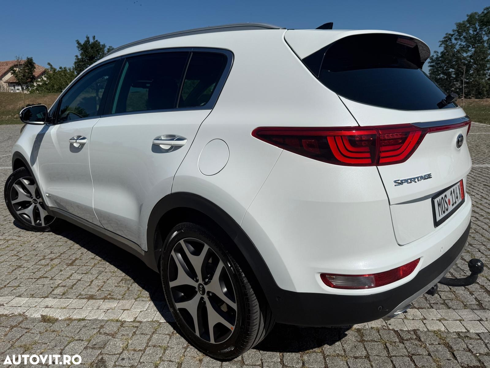 Kia Sportage 2,0 CRDI AWD Aut. GT Line - 9
