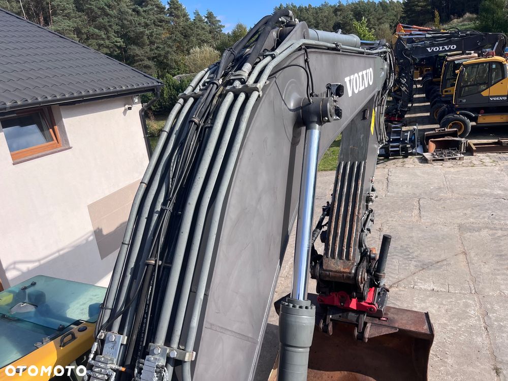 Volvo EC300EL - 24