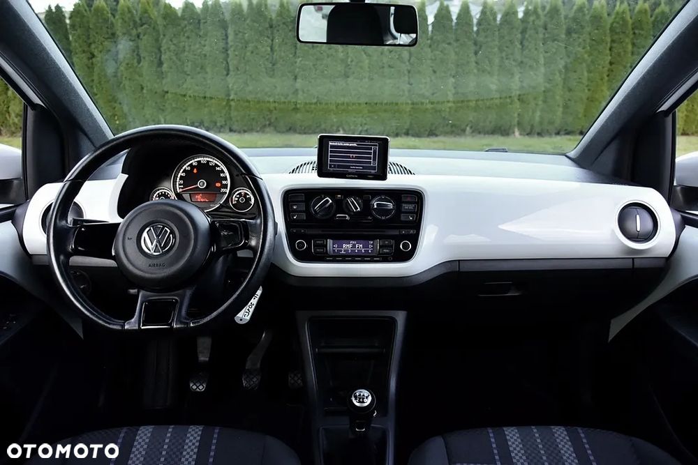 Volkswagen up! 1.0 move - 18