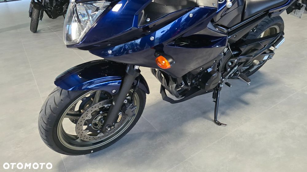 Yamaha XJ - 5