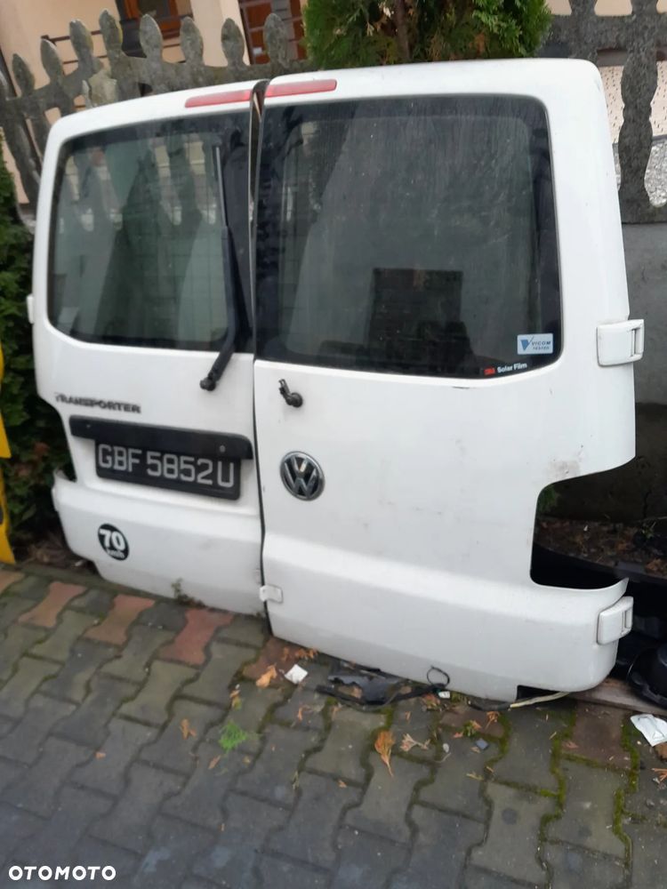 Drzwi tylne z szybą kompletne VW T5 - 1