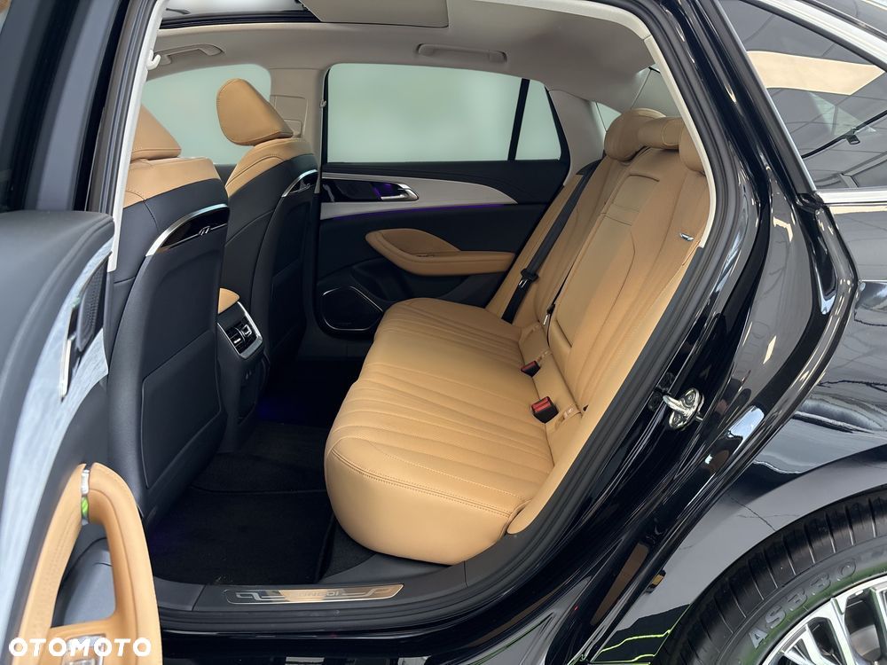 Hongqi H5 2.0T Comfort - 10