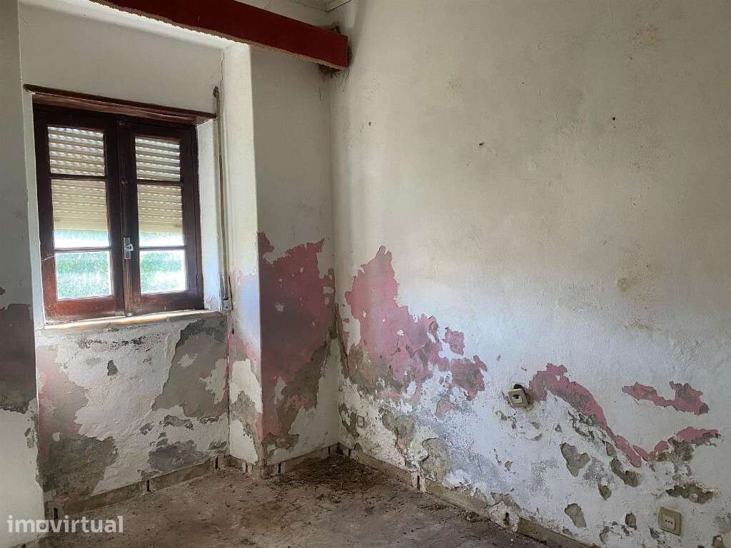 Moradia Isolada M2 em zona de Cernache - Grande imagem: 4/13