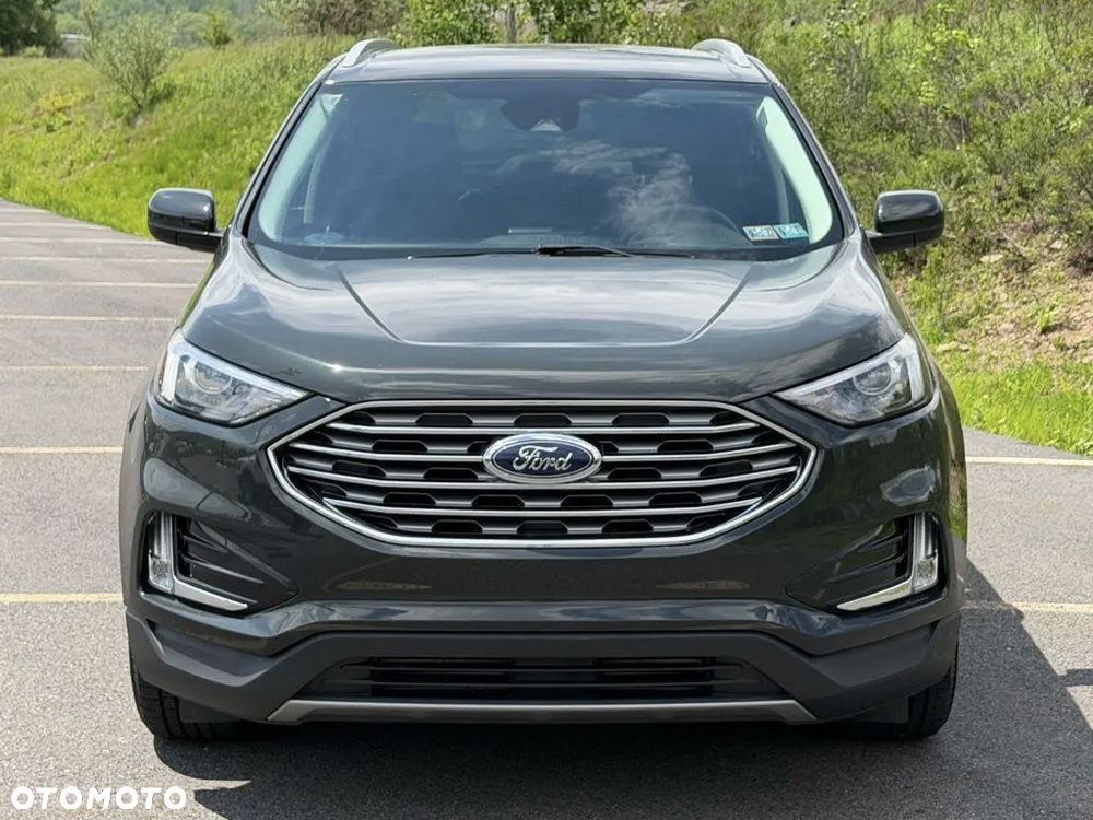 Ford Edge - 3
