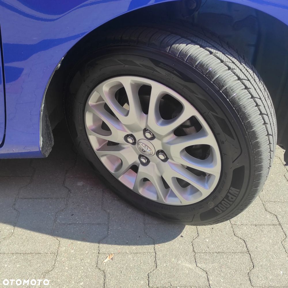 Toyota Yaris 1.5 Premium - 16