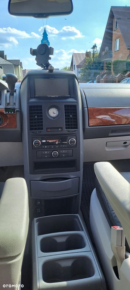 Chrysler Grand Voyager 3.8 V6 Limited - 11