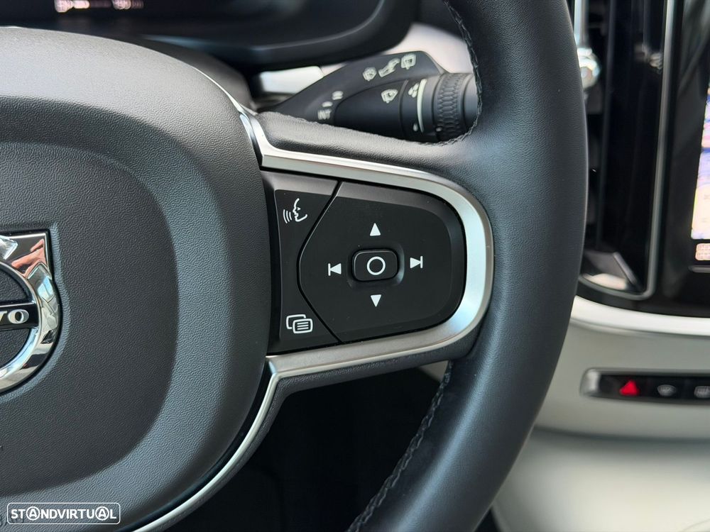 Volvo V60 2.0 T6 AWD TE Essential - 30