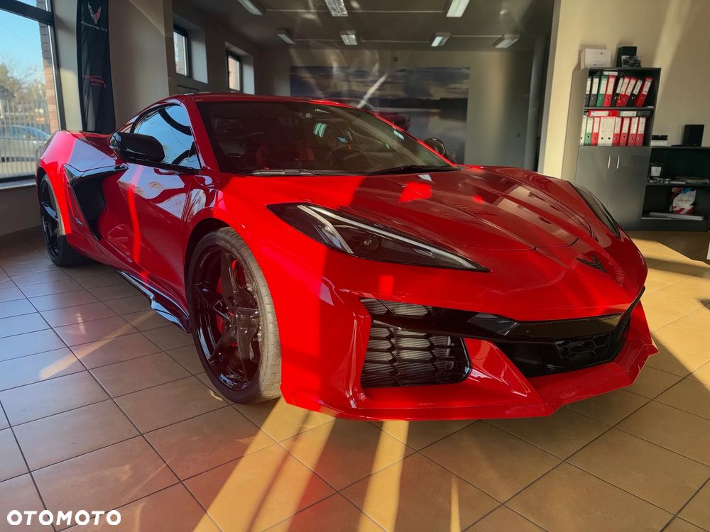 Chevrolet Corvette - 2