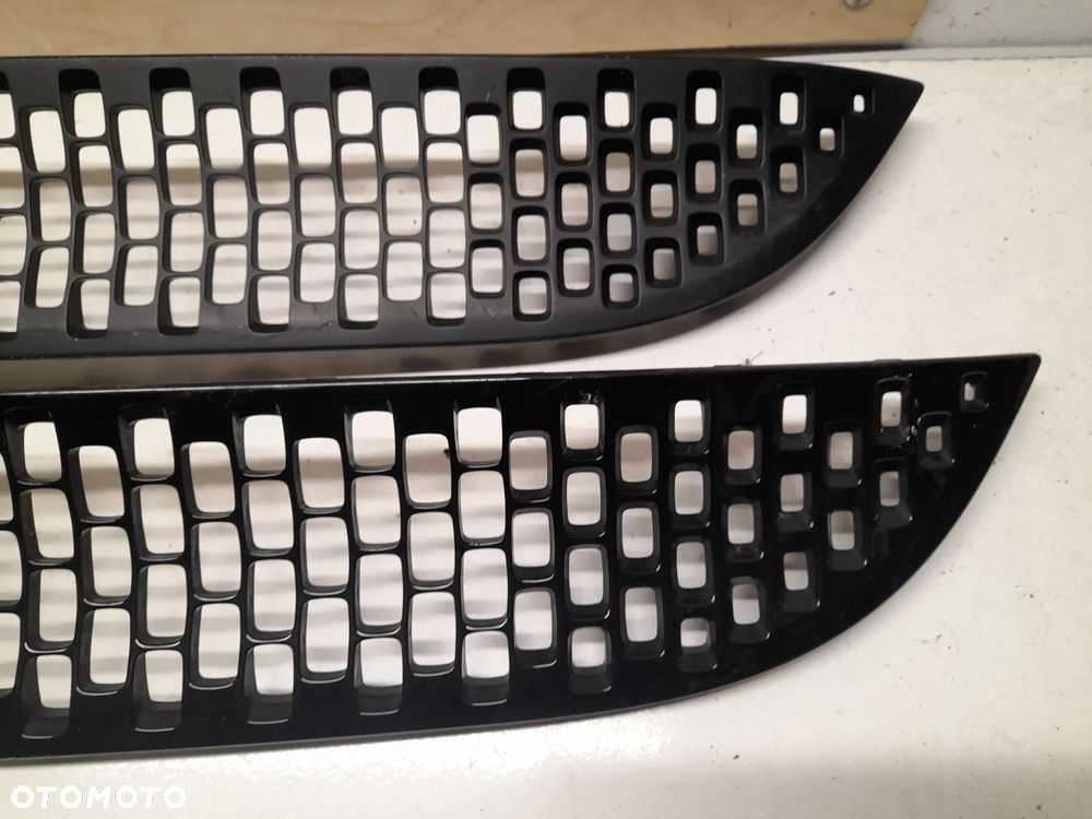 FIAT 500 II KRATKA ATRAPA ZDERZAKA PRZÓD ŚRODKOWA 735714158 - 4