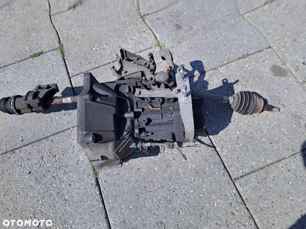 Fiat Linea 1.4 T.Jet 120KM skrzynia biegów z półosiami - 2