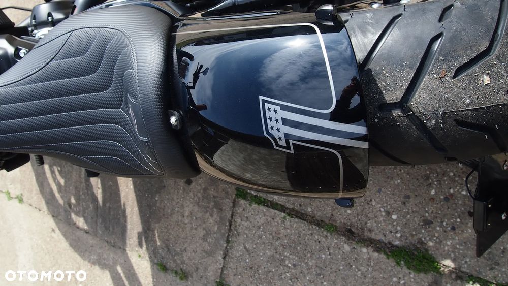 Harley-Davidson Softail Standard - 14