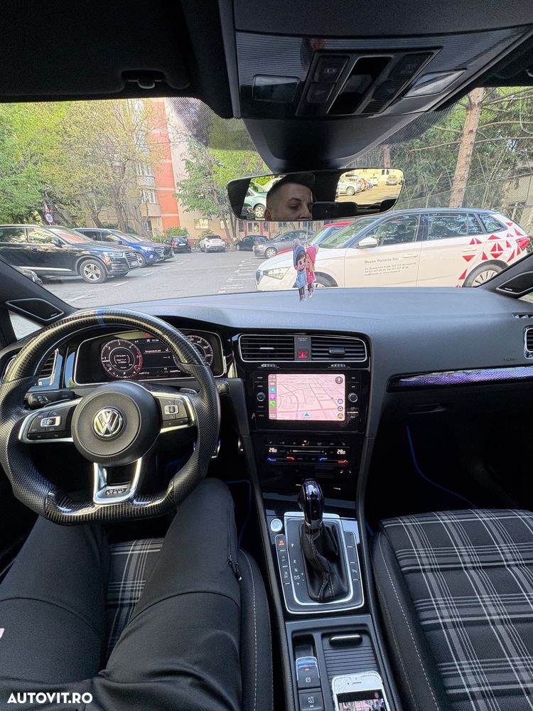 Volkswagen Golf 2.0 TDI DPF BMT DSG GTD - 10