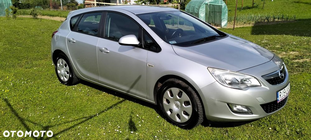 Opel Astra 1.7 CDTI - 4