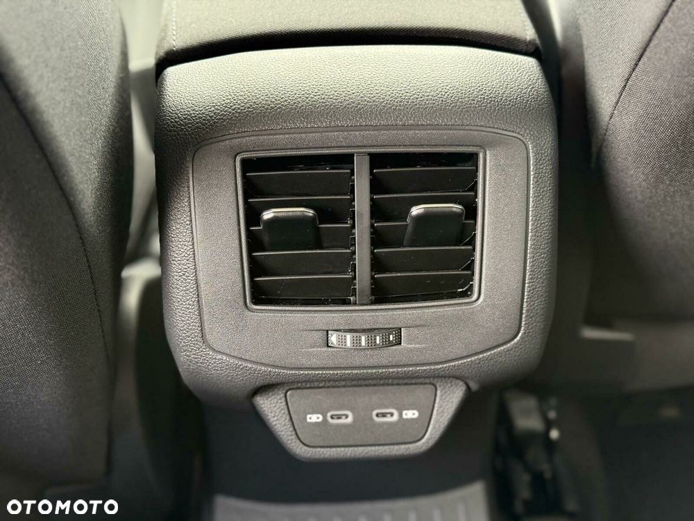 Volkswagen T-Roc 1.5 TSI Life DSG - 31